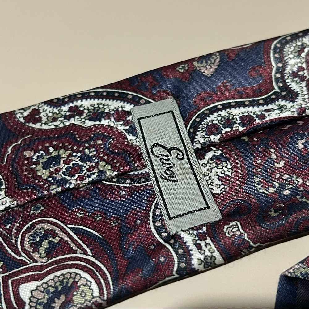 Envoy Paisley Silk Burgundy and Navy 59” Men’s Tie - Picture 3 of 3